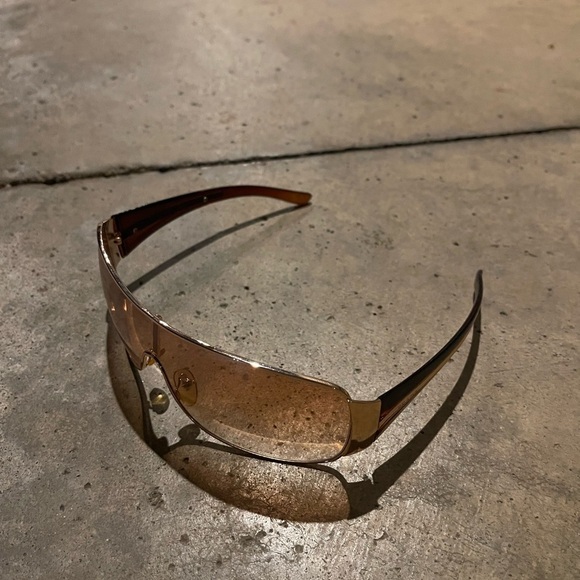 Prada Vintage Y2K Gold Beige Retro Sunglasses SPR 52H 5AK-6S1 - Picture 3 of 7